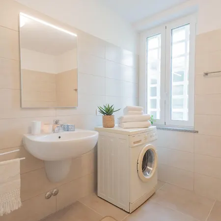 La Quiete With Private Garden By Rent Apartamento