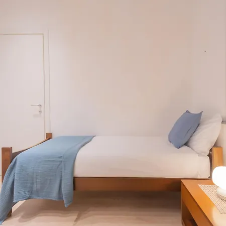 Appartamento La Quiete With Private Garden By Rent Laglio
