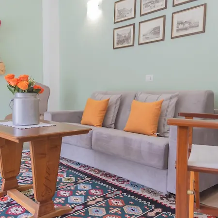 La Quiete With Private Garden By Rent Appartamento
