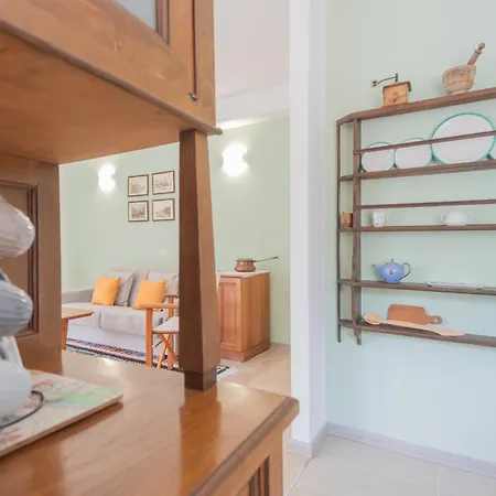 La Quiete With Private Garden By Rent