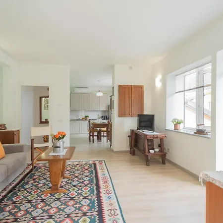 Appartamento La Quiete With Private Garden By Rent