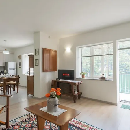 Apartamento La Quiete With Private Garden *